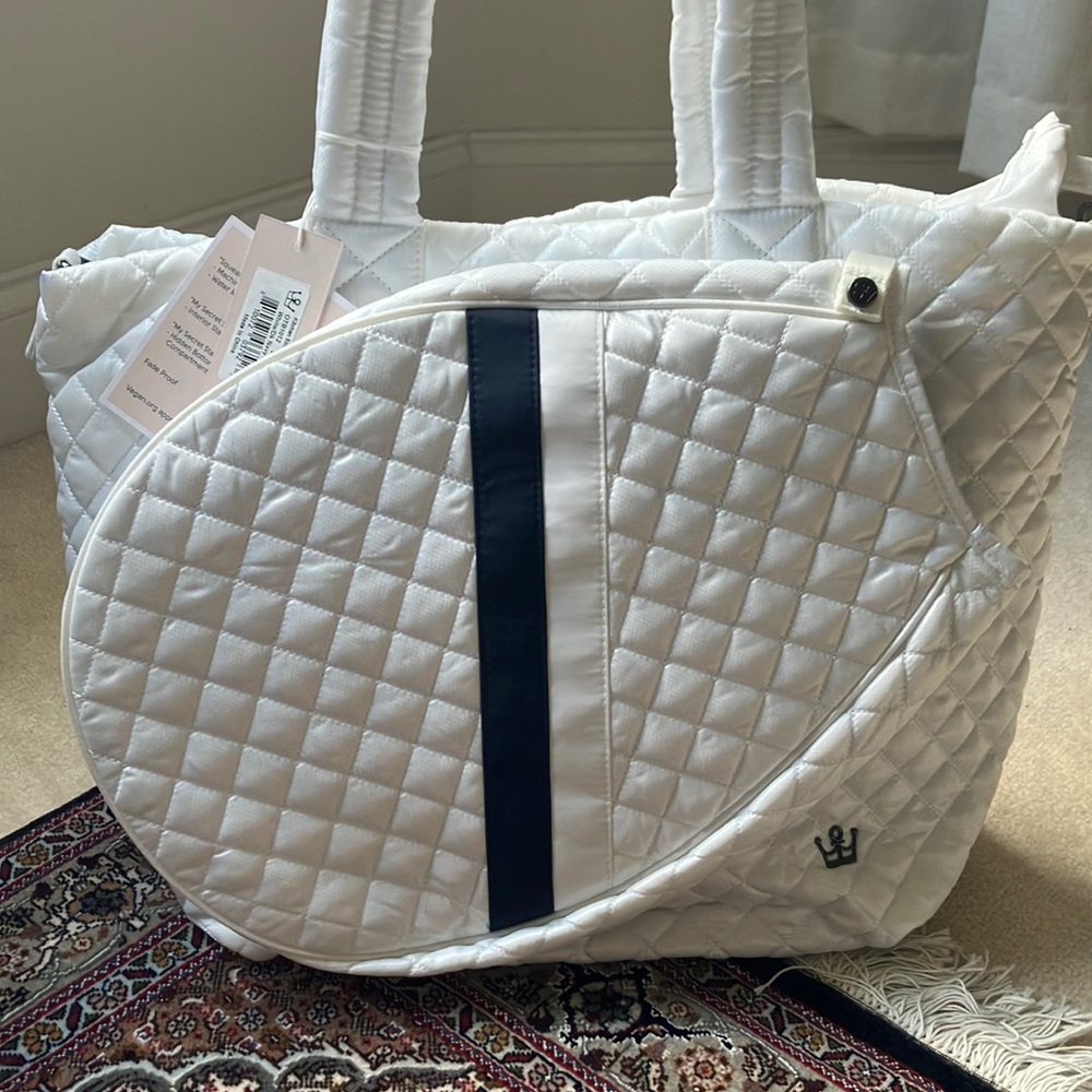 Original Oliver Thomas Kitchen Sink Tennis Tote White w/ Navy stripe